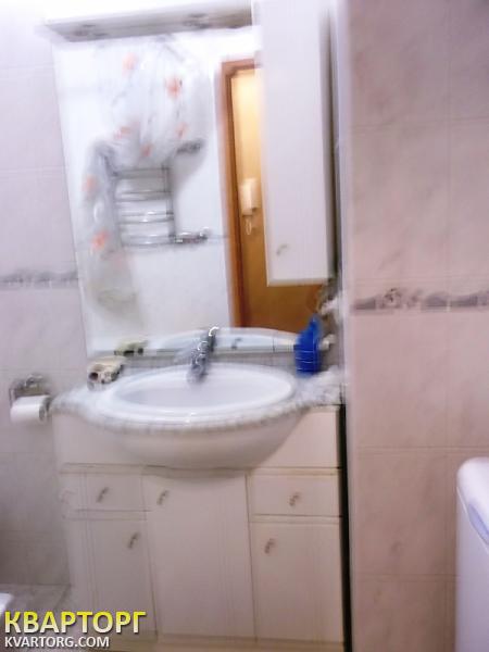 Rent out 2-room apartment. Киев,  Гусовского — photo 7