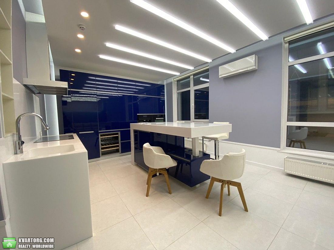 Sell 3-room apartment. Киев, Драгомирова ул. — photo 9