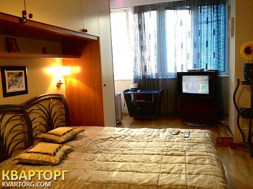 Rent out 3-room apartment. Киев,  Предславинская — photo 8