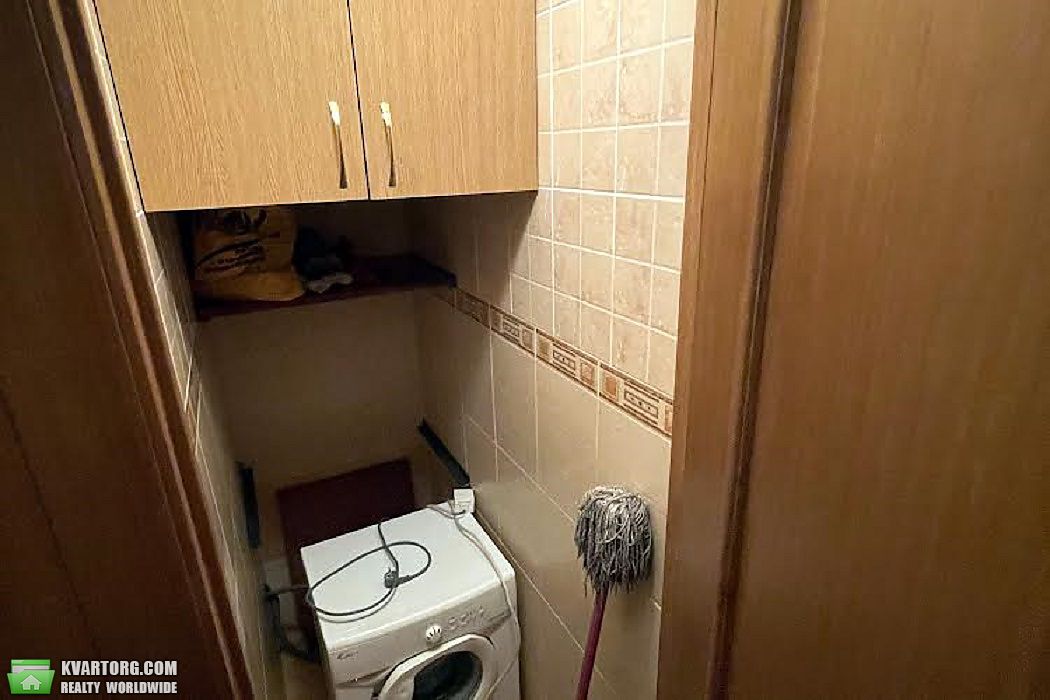 Sell 2-room apartment. Киев,  Зодчих — photo 10