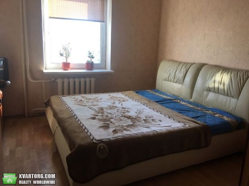 Sell 3-room apartment. Киев,  Цветаевой — photo 1