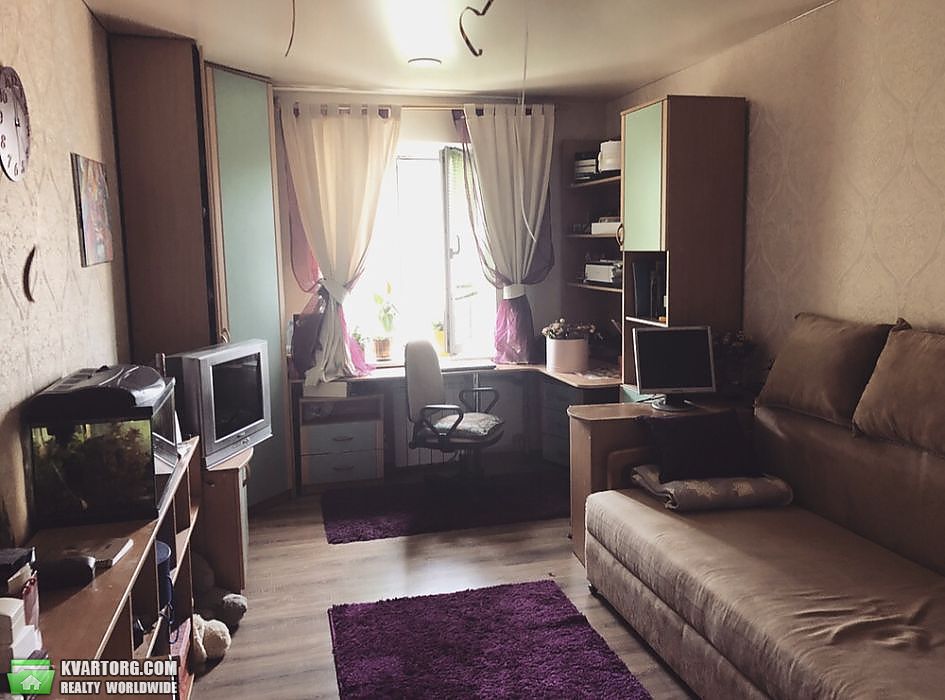 Sell 3-room apartment. Киев,  Полярная — photo 1