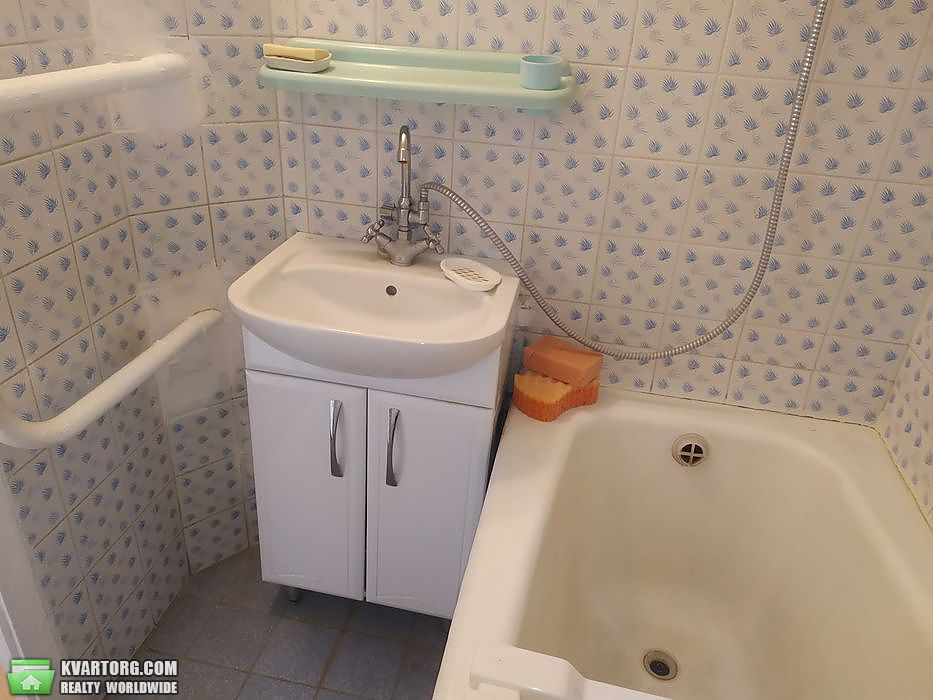 Sell 1-room apartment. Киев,  Пражская — photo 9