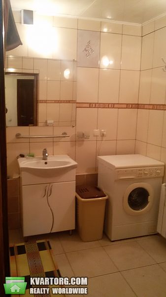 Rent out house. Киев,  Богатырская — photo 7