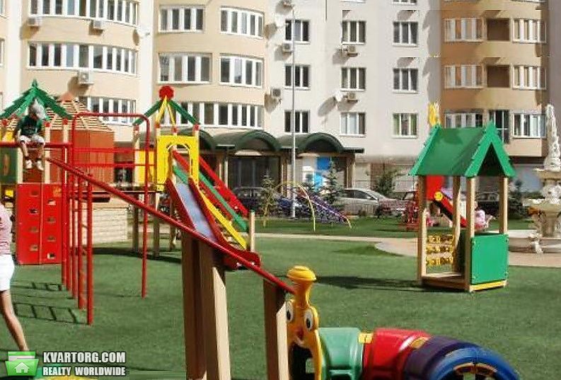 Sell 3-room apartment. Киев,  Днепровская наб — photo 3