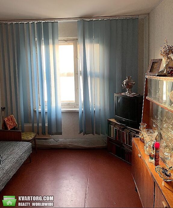Sell 3-room apartment. Киев,  Ревуцкого — photo 1