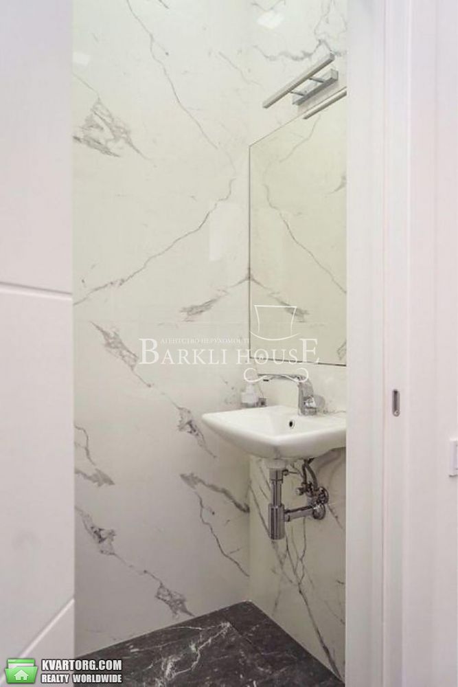 Rent out 3-room apartment. Киев, Деловая — photo 10