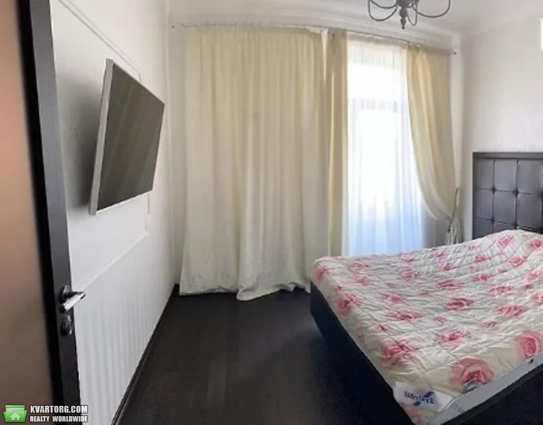 Rent out 2-room apartment. Киев,  Гусовского — photo 4
