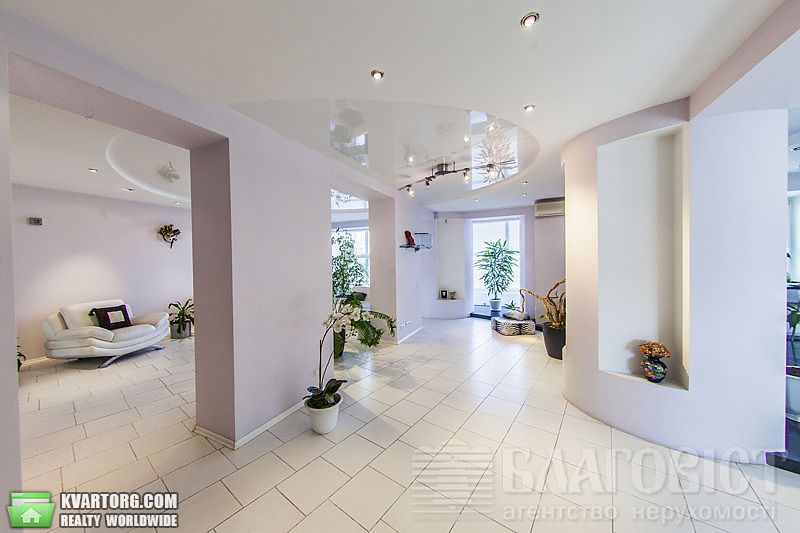 Sell 3-room apartment. Киев,  Никольско-Слободская — photo 2