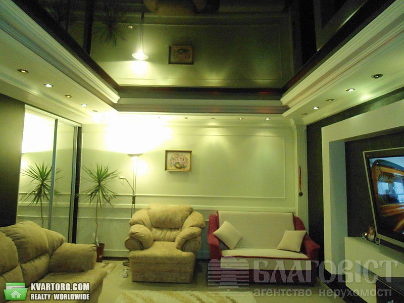 Sell 2-room apartment. Киев,  Срибнокильская — photo 2