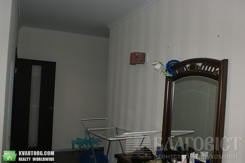 Sell 2-room apartment. Киев,  Вышгородская — photo 3