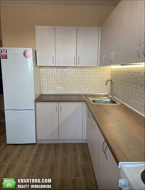 Rent out 2-room apartment. Киев, Велика Василькивська — photo 4