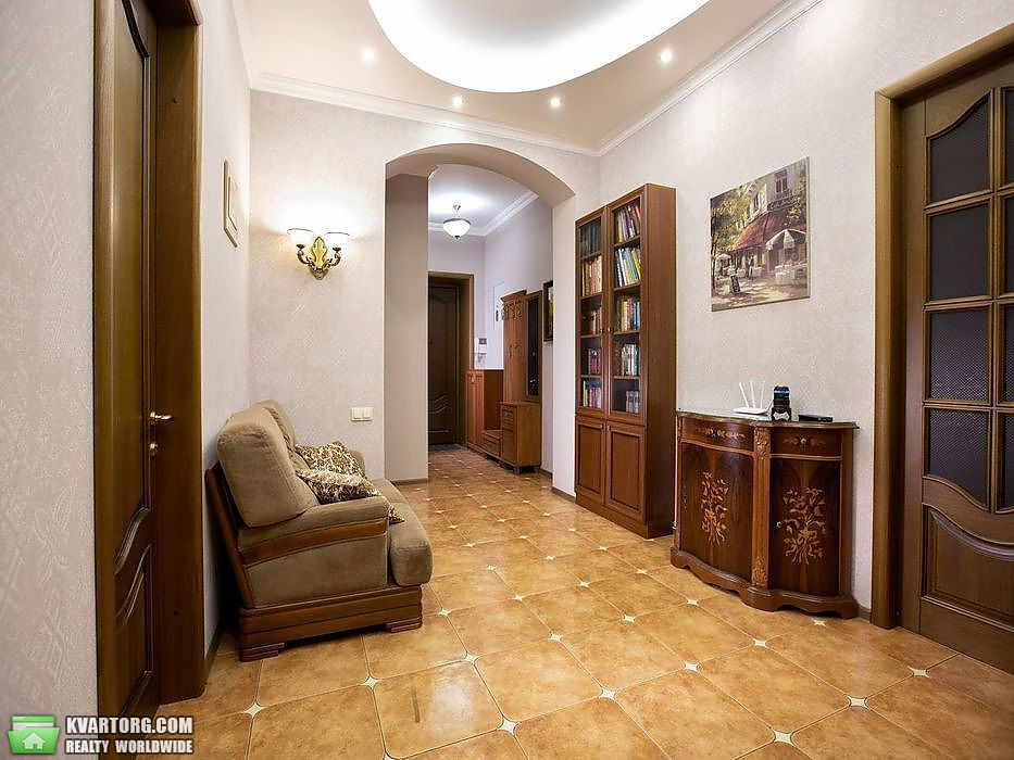 Rent out 3-room apartment. Киев,  Грушевского — photo 8