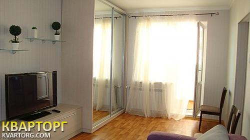 Rent out 2-room apartment. Киев,  Чавдар — photo 9