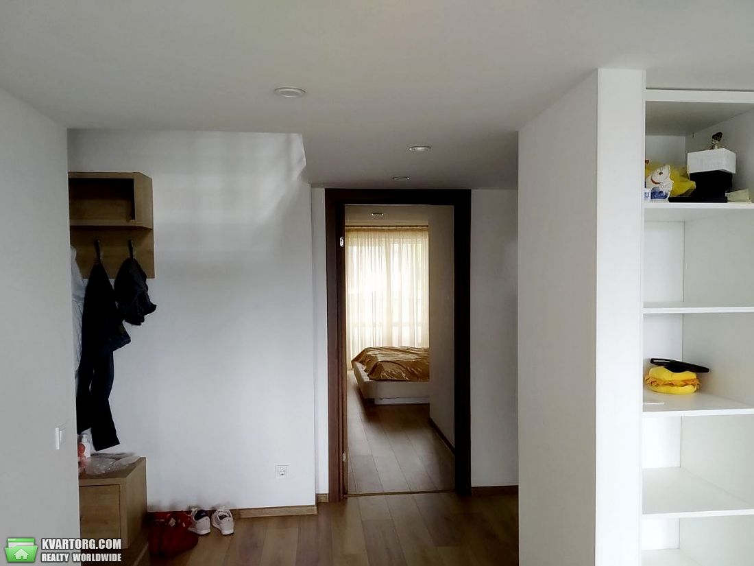 Rent out 3-room apartment. Киевская обл., Соборная — photo 6