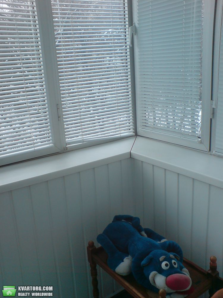 Rent out 2-room apartment. Киев,  Семьи Хохловых — photo 10