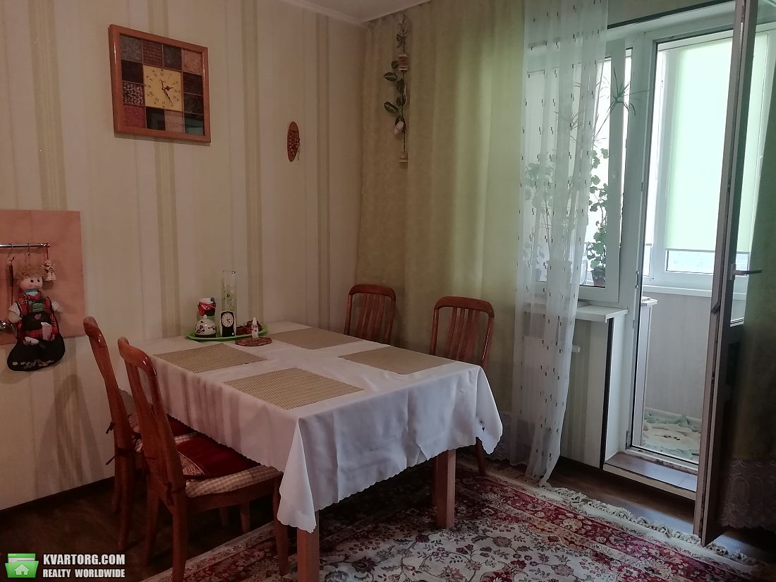 Rent out 1-room apartment. Киев,  Харьковское шоссе — photo 4