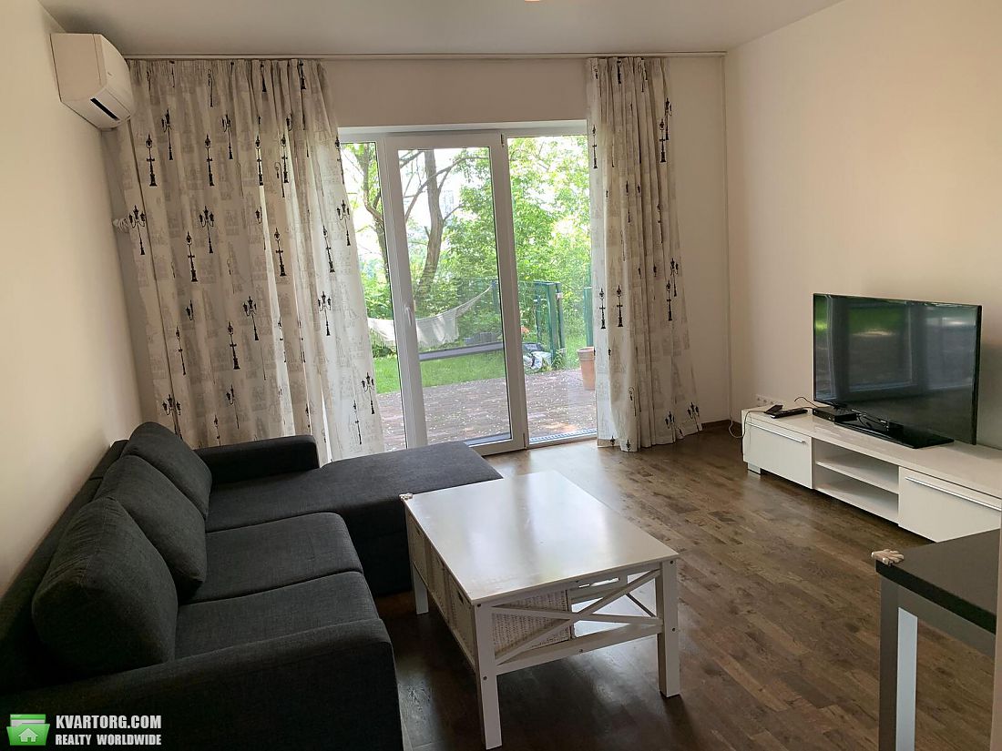 Rent out house. Киев, Локомотивная — photo 3