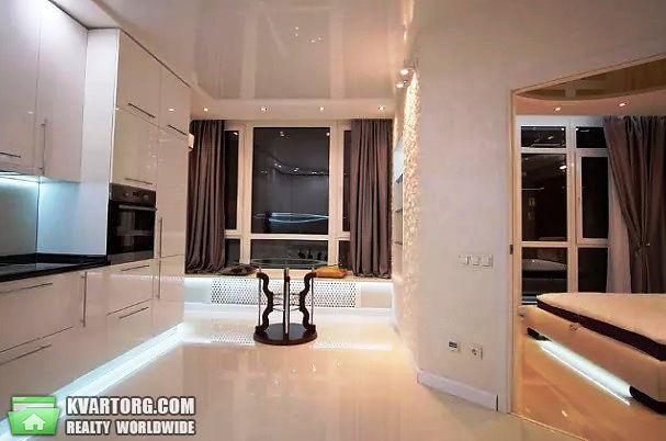 Sell 1-room apartment. Киев,  Соломенская — photo 2