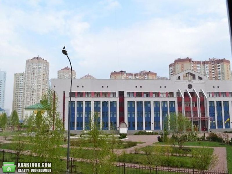 Sell 3-room apartment. Киев,  Днепровская наб — photo 1