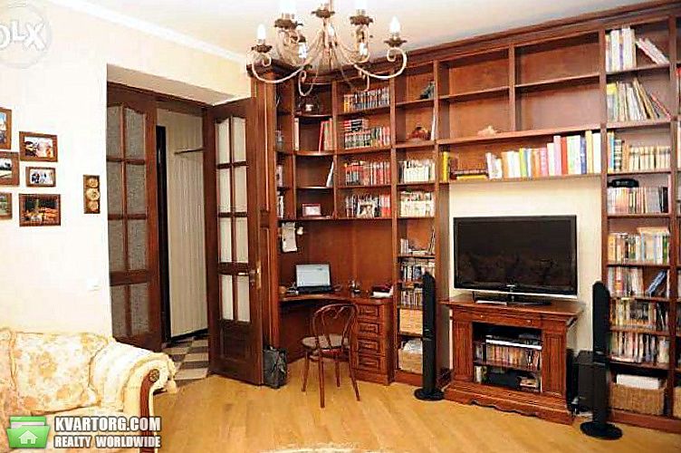 Sell 3-room apartment. Днепропетровск,  8 марта — photo 1