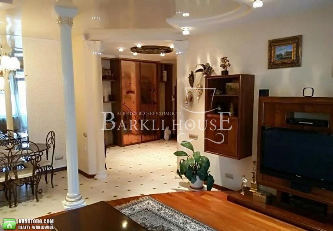 Rent out 2-room apartment. Киев, Коновальца — photo 4