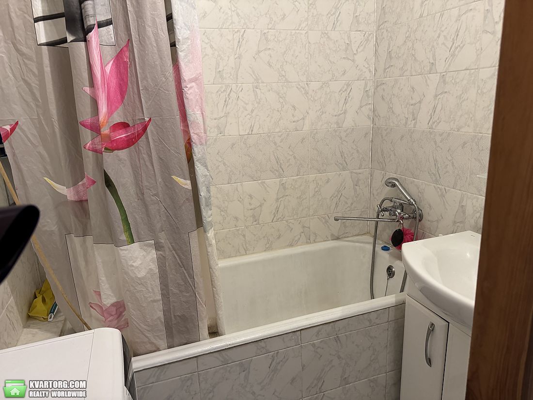 Rent out 2-room apartment. Киев,  Голосеевский пр — photo 5