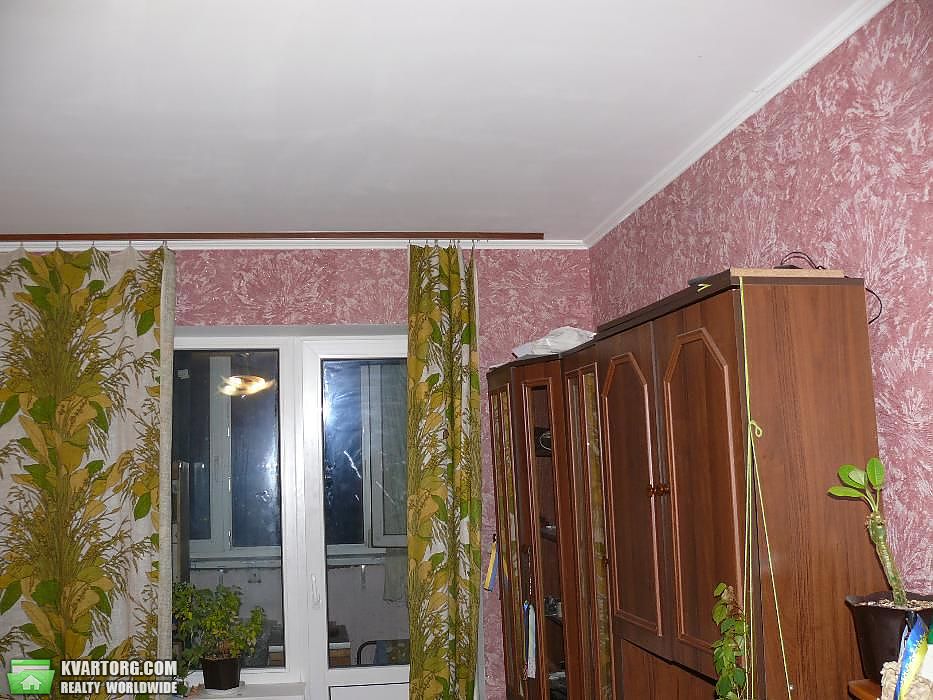Sell 2-room apartment. Киев,  Радунская — photo 1