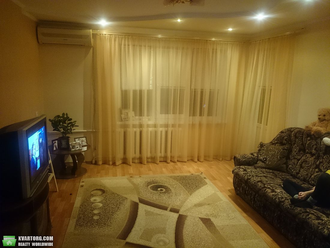 Sell 2-room apartment. Днепропетровск, Советская — photo 1