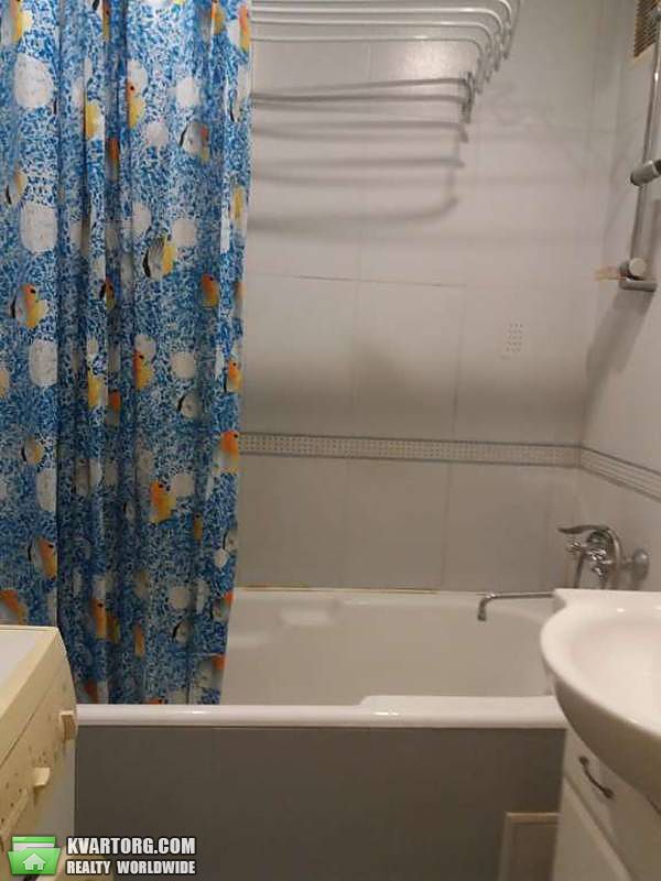 Sell 3-room apartment. Киев,  Ревуцкого — photo 8