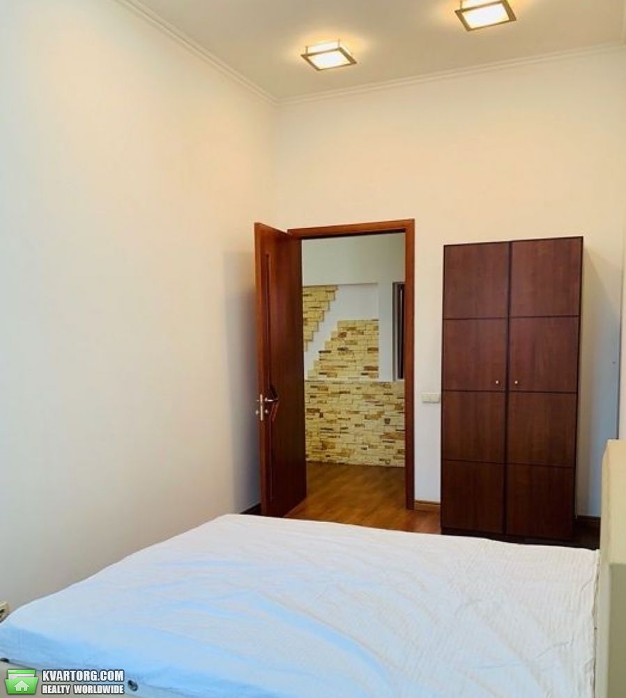 Rent out 3-room apartment. Киев,  Кудрявская — photo 4