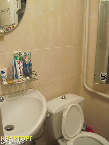 Rent out house. Киев,  Товарная — photo 6