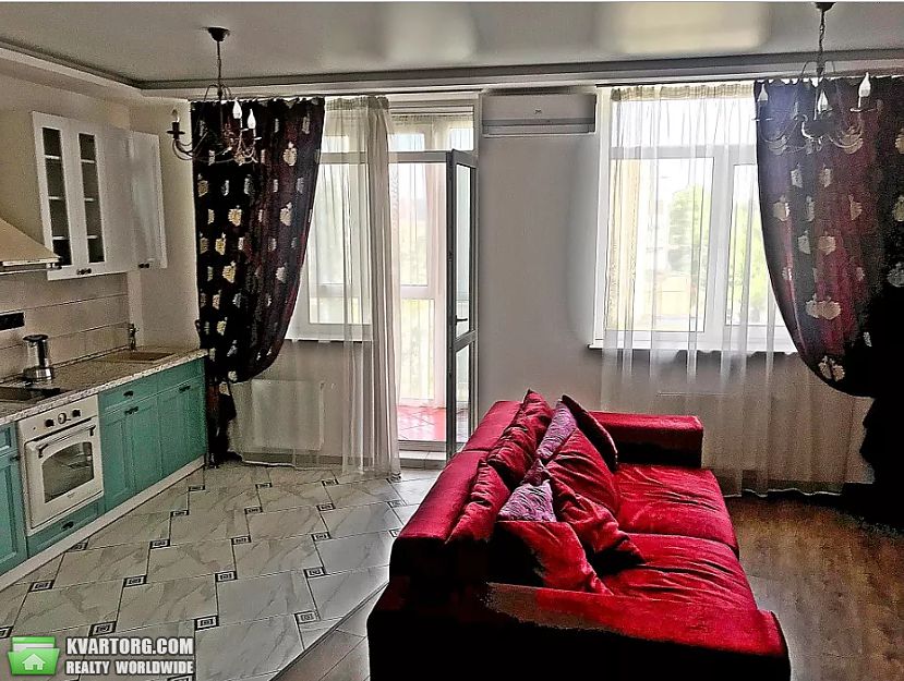 Rent out 1-room apartment. Киев, Ямская — photo 1