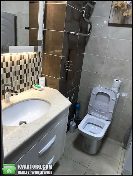 Rent out 1-room apartment. Киев, Бажана — photo 10