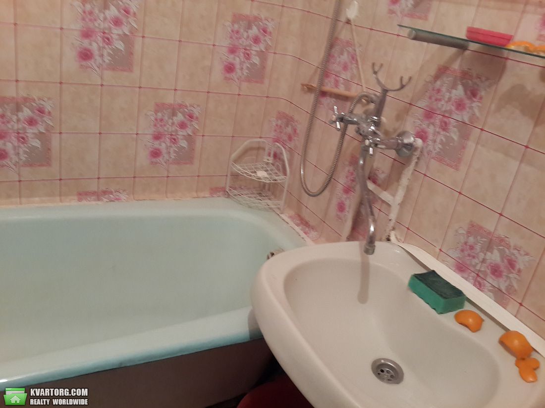 Sell 2-room apartment. Киев,  Ревуцкого — photo 5