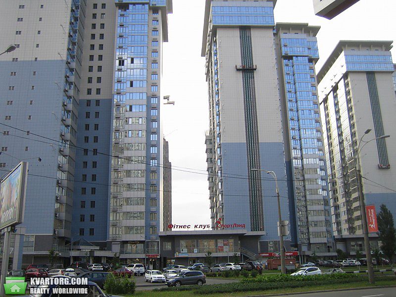 Sell 3-room apartment. Киев,  Днепровская наб — photo 1