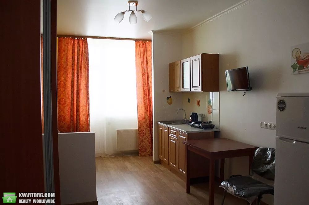Rent out 1-room apartment. Киев, Герцена — photo 1