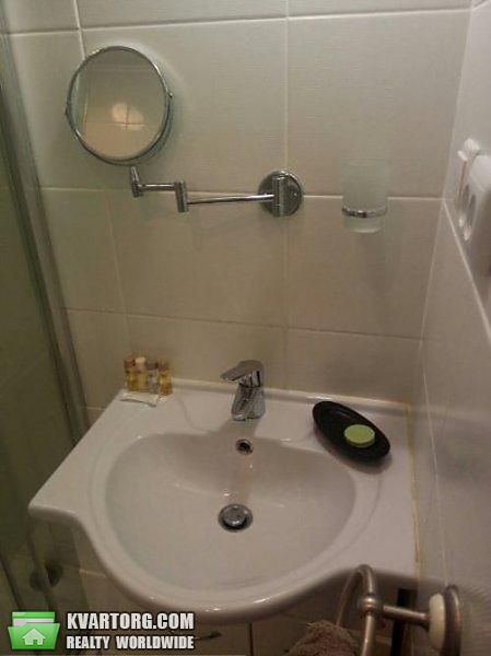 Rent out 3-room apartment. Киев,  Большая Васильковская — photo 8