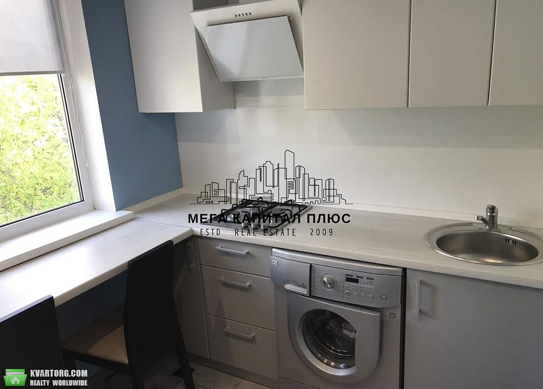 Rent out 2-room apartment. Киев, Донца — photo 8