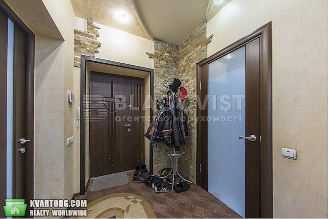 Sell 3-room apartment. Киев,  Юрия Коцюбинского — photo 9