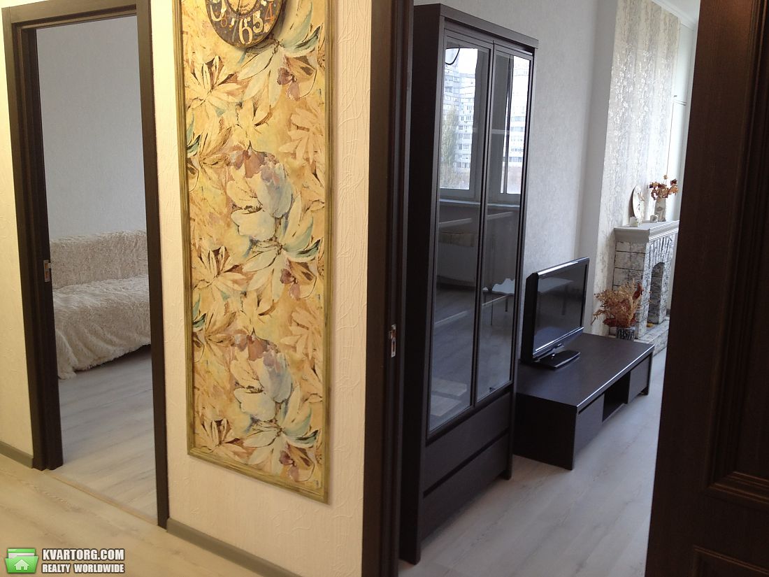 Sell 3-room apartment. Киев,  Ревуцкого — photo 1