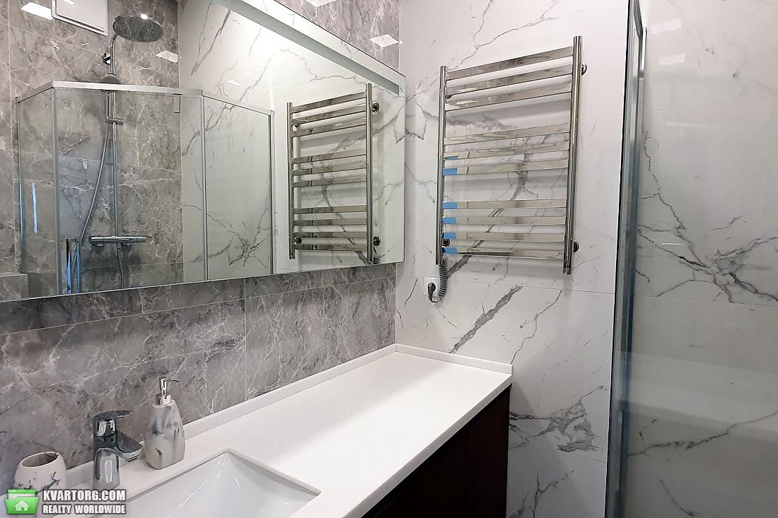 Rent out 3-room apartment. Киев,  Никольско-Слободская — photo 5