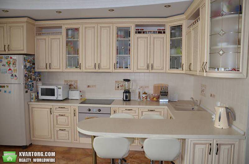 Sell 3-room apartment. Киев,  Львовская — photo 9