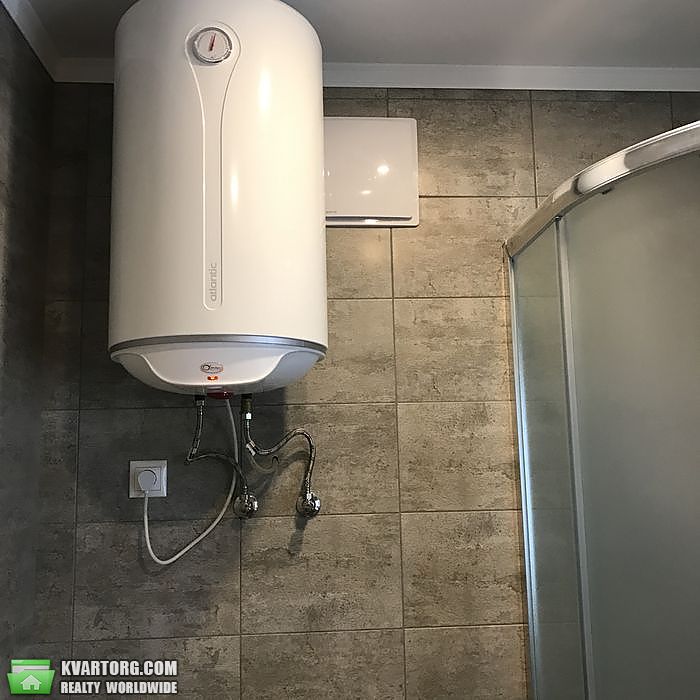 Rent out 1-room apartment. Киев, Бажана — photo 4