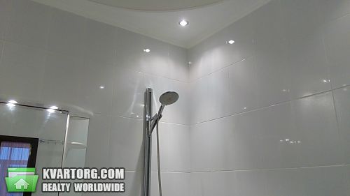 Rent out 2-room apartment. Киев,  Артема — photo 10