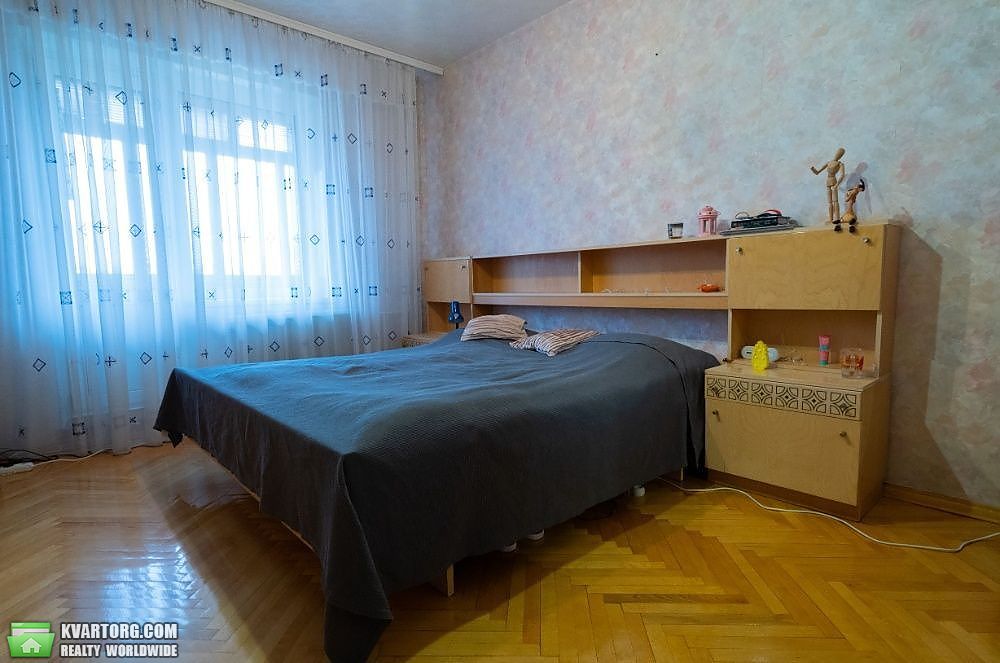 Sell 3-room apartment. Киев,  Героев Днепра — photo 3