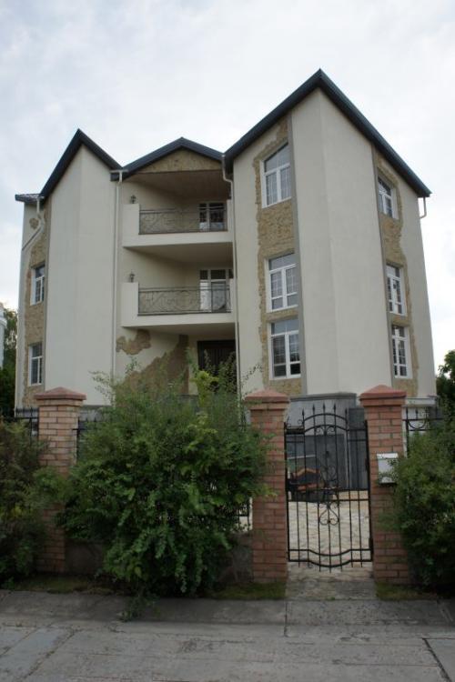 Sell house. Киевская обл., Сельская улица — photo 1