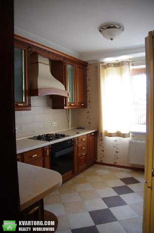Sell 3-room apartment. Киев,  Гайдай — photo 1