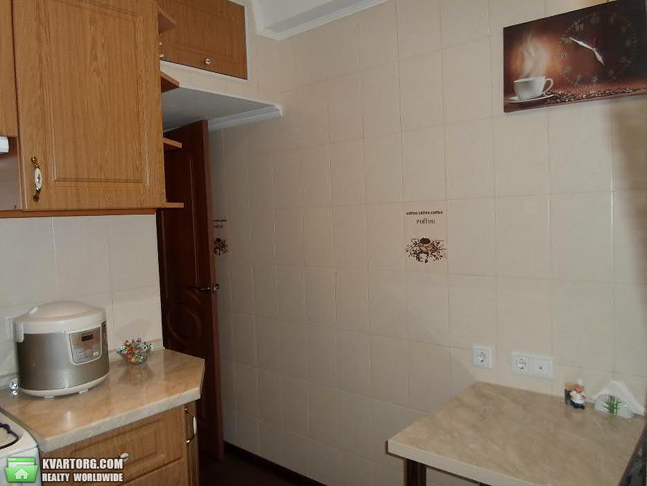Sell 2-room apartment. Киев,  Саратовская — photo 8