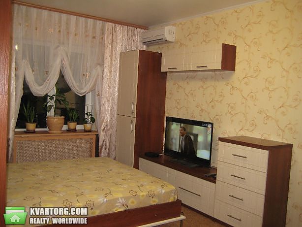 Sell 1-room apartment. Киев,  Олевская — photo 8